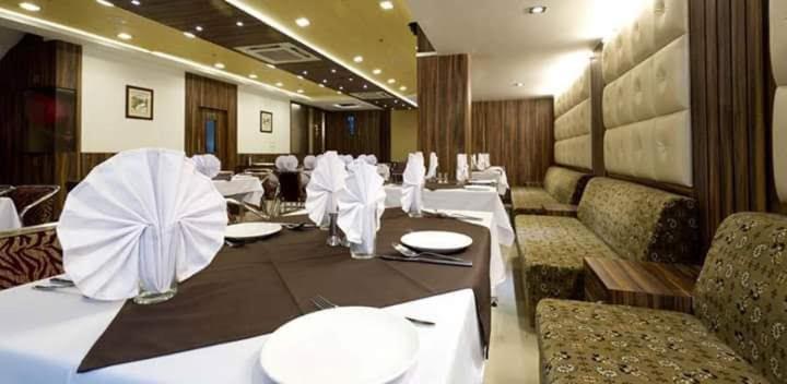 Hotel Siddharth Palace Jaipur Bagian luar foto