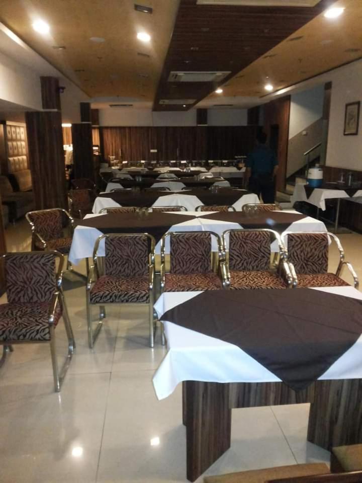 Hotel Siddharth Palace Jaipur Bagian luar foto
